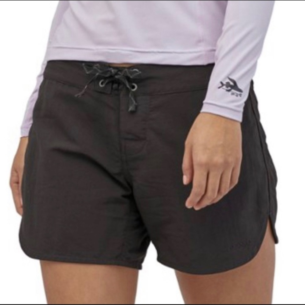 Patagonia wavefarer board short women’s